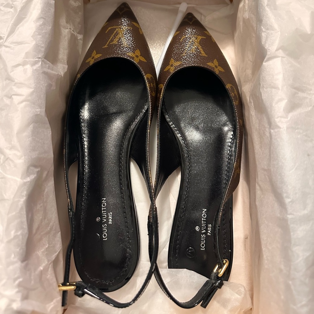Louis Vuitton Chérie Slingback Ballerina - NEVER WORN